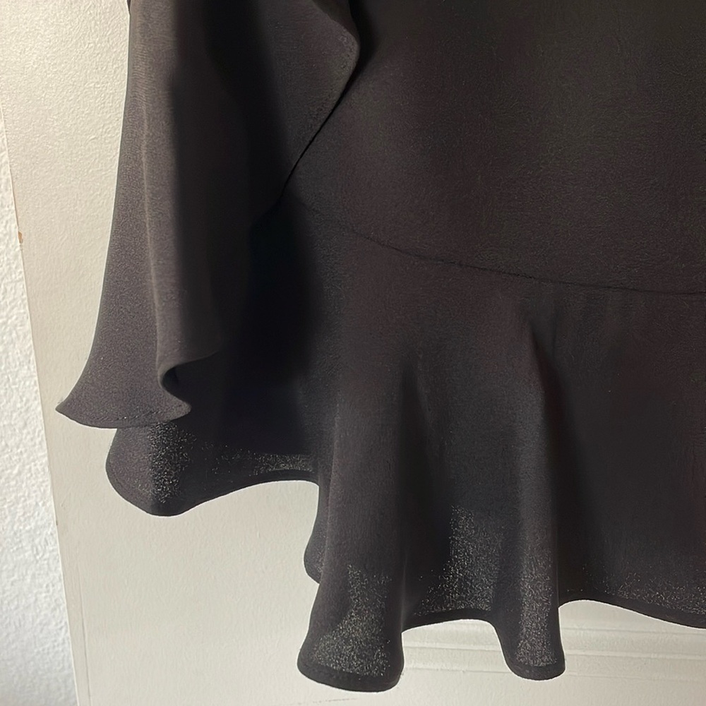 BCBGMaxAzria Black Dress 🖤💖 WORN ONCE - Picture 7 of 11